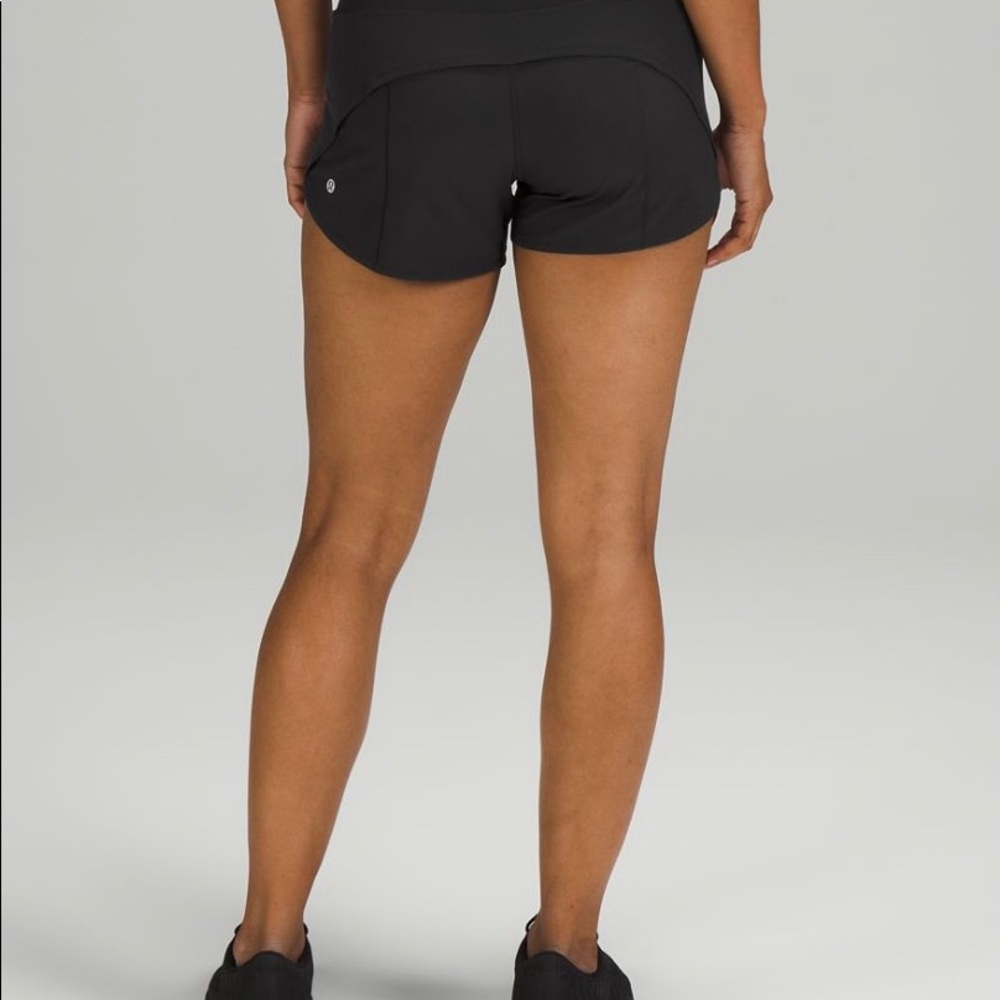 Lululemon Speed up short 4” - size 6